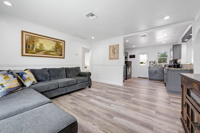 5 of 21 - 422 49th Street, West Palm Beach, FL