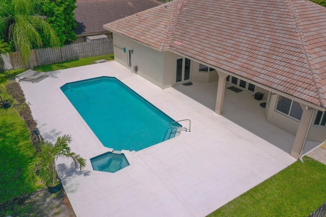 5 of 49 - 13645 Folkestone Ct, Wellington, FL