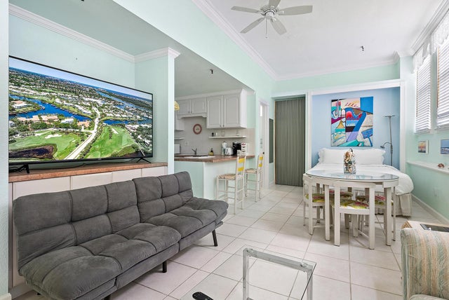 2 of 29 - 235 Sunrise Avenue #1051, Palm Beach, FL