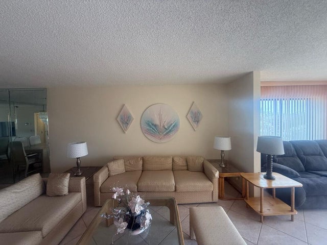4 of 24 - 7770 Tahiti Lane #501, Lake Worth, FL