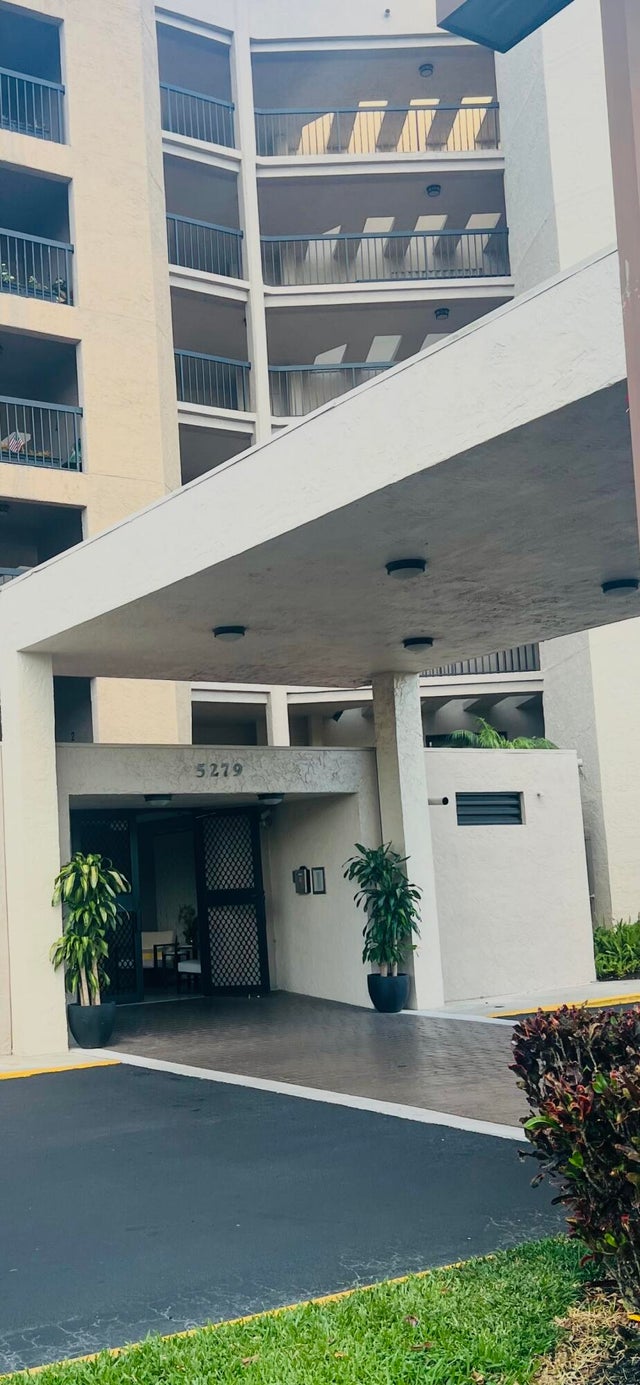 2 of 67 - 5279 Fountains Dr S #304, Lake Worth, FL