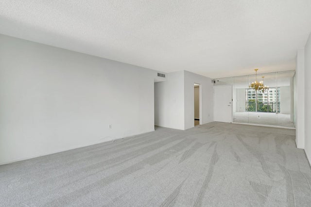 5 of 35 - 2851 Ne 183rd Street #512e, Aventura, FL