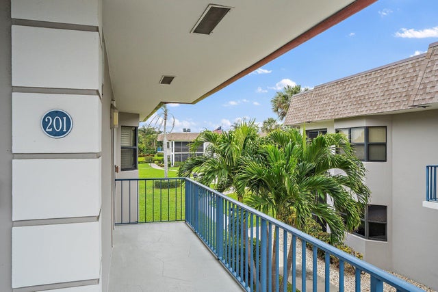 4 of 42 - 755 Saturn St #d 201, Jupiter, FL