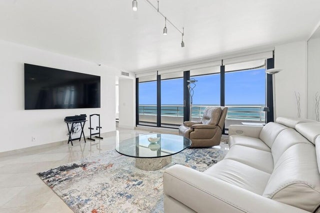 3 of 52 - 1400 S Ocean Blvd #1004, Boca Raton, FL