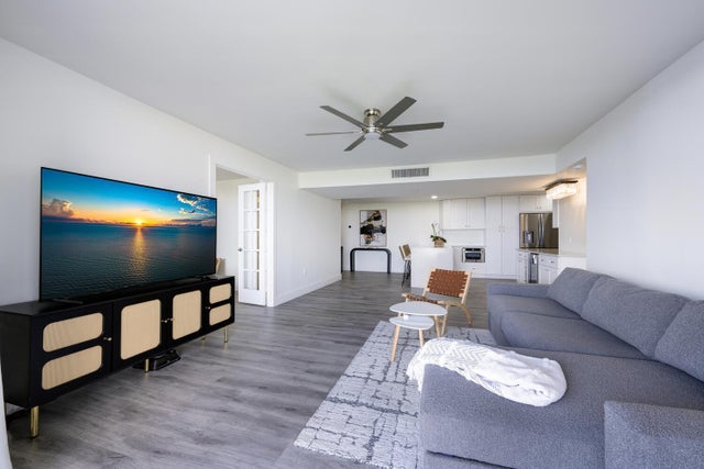 2 of 32 - 5600 N Flagler Drive #1207, West Palm Beach, FL