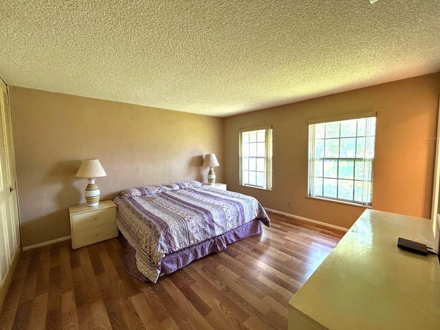 4 of 50 - 127 Amherst Lane, Lake Worth, FL