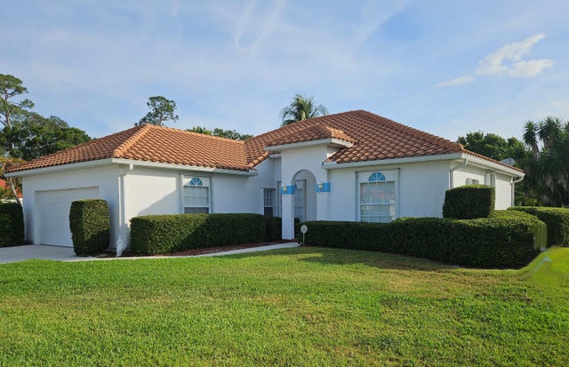2 of 35 - 2500 46th Rd, Vero Beach, FL
