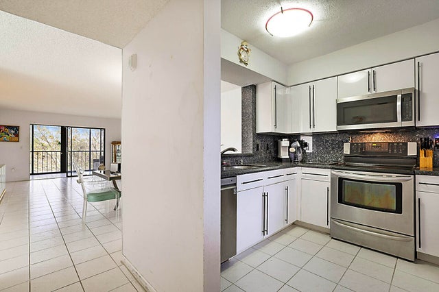 3 of 21 - 6037 Pointe Regal Cir #401, Delray Beach, FL