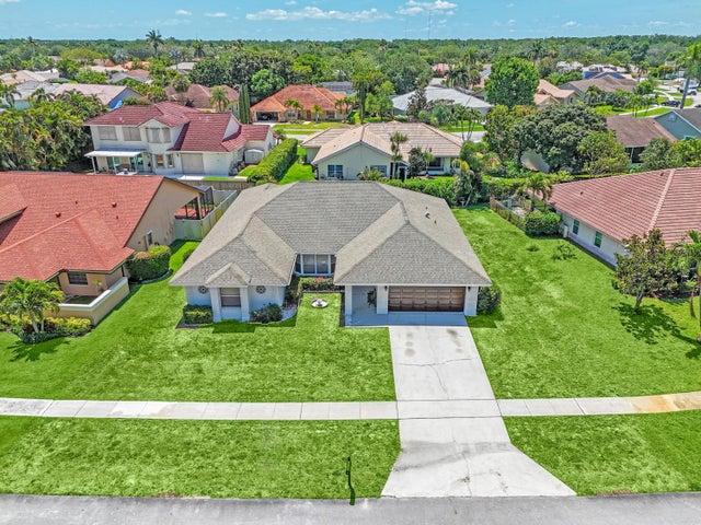4 of 49 - 2316 Seaford Dr, Wellington, FL