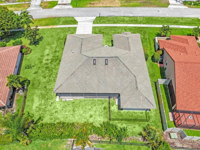 5 of 49 - 2316 Seaford Dr, Wellington, FL