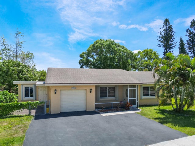 1 of 40 - 19654 Colorado Cir, Boca Raton, FL