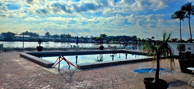 1 of 16 - 2006 S Federal Hwy S #102, Boynton Beach, FL