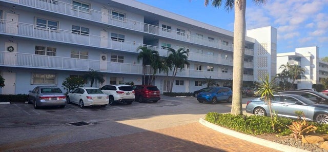 3 of 16 - 2006 S Federal Hwy S #102, Boynton Beach, FL