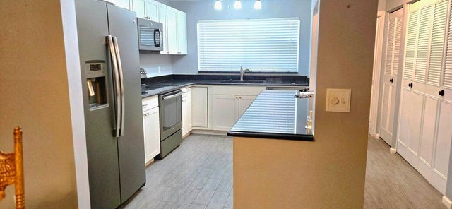 4 of 16 - 2006 S Federal Hwy S #102, Boynton Beach, FL