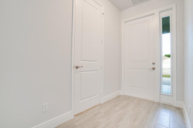 4 of 22 - 1142 Sw Abbey Av, Port Saint Lucie, FL