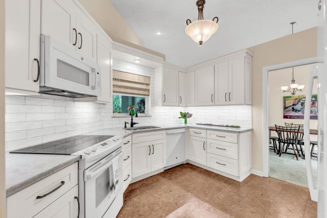 2 of 30 - 2437 Sw Foxpoint Trail, Palm City, FL