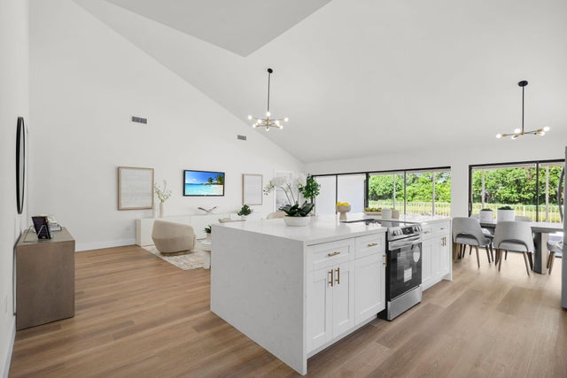 3 of 61 - 2795 Hawthorne Lane, West Palm Beach, FL