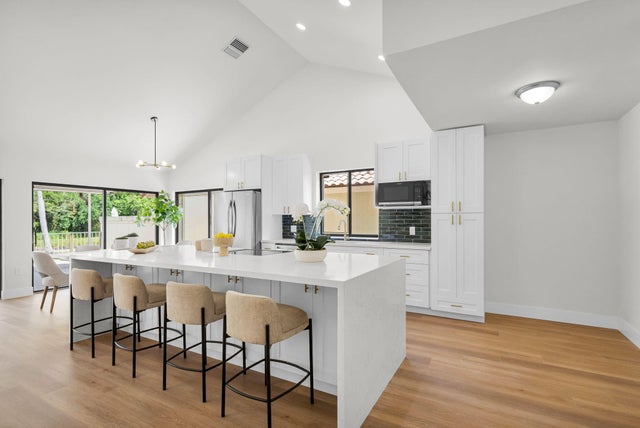 4 of 61 - 2795 Hawthorne Lane, West Palm Beach, FL