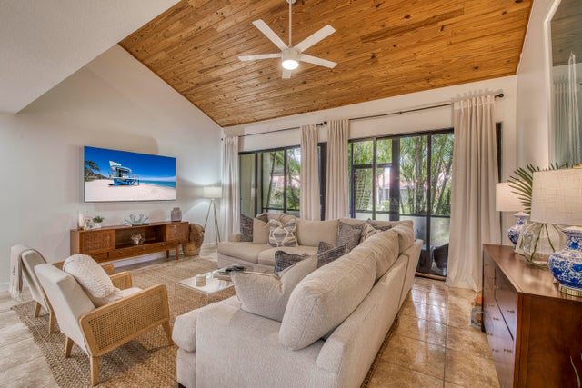 5 of 27 - 216 Old Meadow Way, Palm Beach Gardens, FL