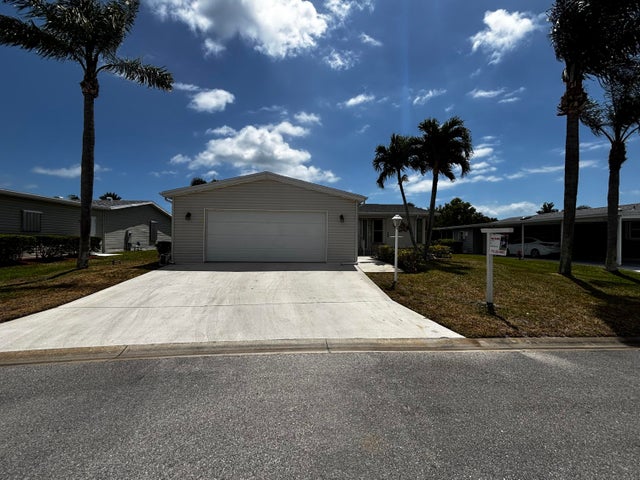 3 of 7 - 7834 White Ibis Lane, Port Saint Lucie, FL