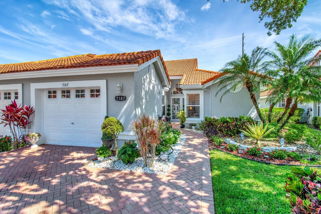 7187 Summer Tree Dr, Boynton Beach