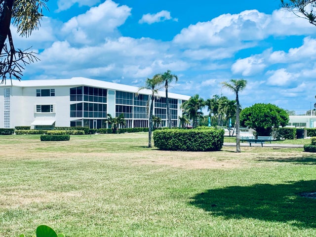 1 of 24 - 100 Waterway Road #a304, Tequesta, FL