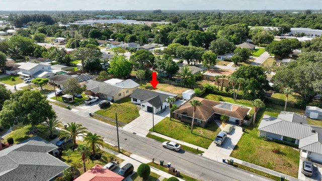 5 of 44 - 717 Holly Avenue, Fort Pierce, FL