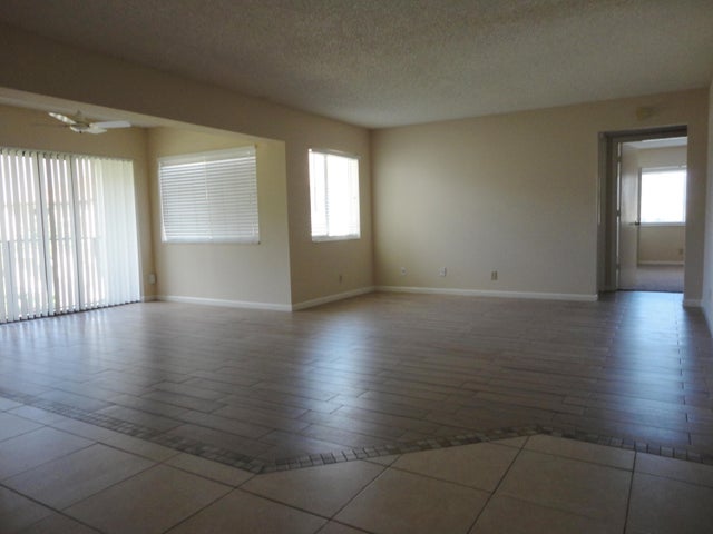 2 of 14 - 4695 Sable Pine Cir #c2, West Palm Beach, FL