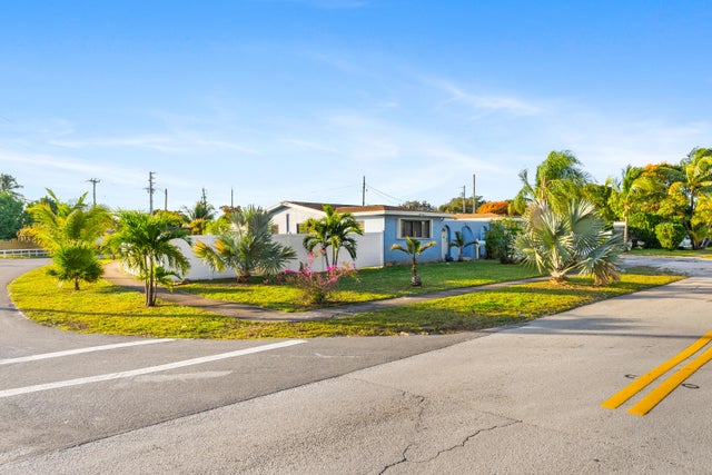 4 of 34 - 2041 Sw 35 Avenue, Fort Lauderdale, FL