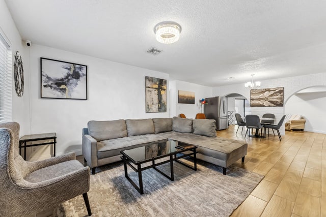 5 of 34 - 2041 Sw 35 Avenue, Fort Lauderdale, FL