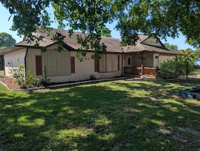 4 of 34 - 7903 Kenwood Road, Fort Pierce, FL
