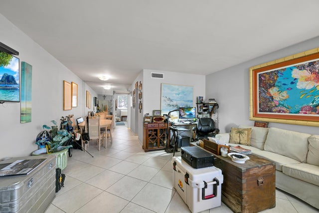 3 of 7 - 2565 S Ocean Boulevard #219, Palm Beach, FL