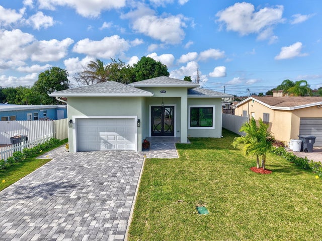 1 of 37 - 4169 Vicliff Rd, West Palm Beach, FL