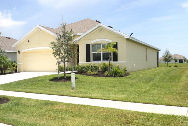 2 of 21 - 3453 Trinity Circle, Fort Pierce, FL