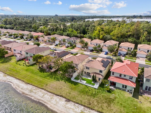 5 of 34 - 6427 Adriatic Way, Greenacres, FL