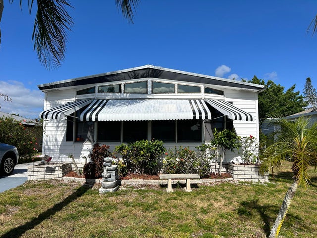 1 of 107 - 4 San Roberto, Fort Pierce, FL