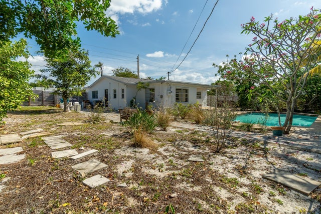 5 of 47 - 204 Sw 10th Avenue, Boynton Beach, FL