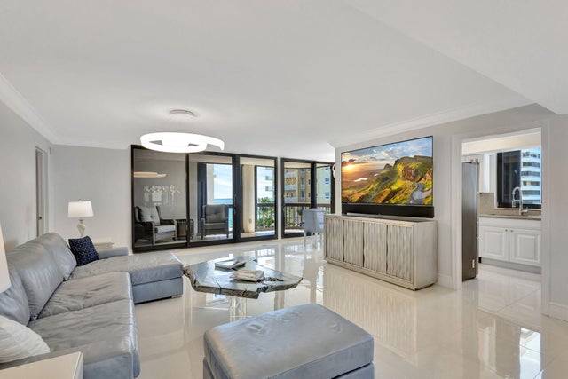 4 of 73 - 5380 N Ocean Drive #5a, Riviera Beach, FL