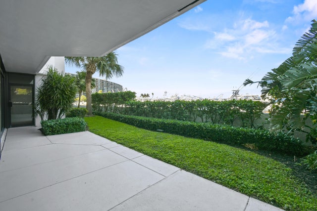 4 of 35 - 108 Lakeshore Drive #140, North Palm Beach, FL
