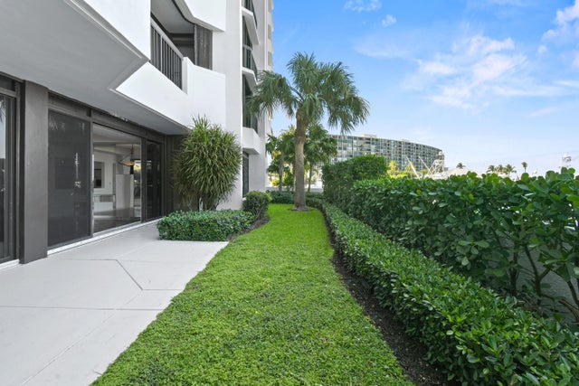 5 of 35 - 108 Lakeshore Drive #140, North Palm Beach, FL