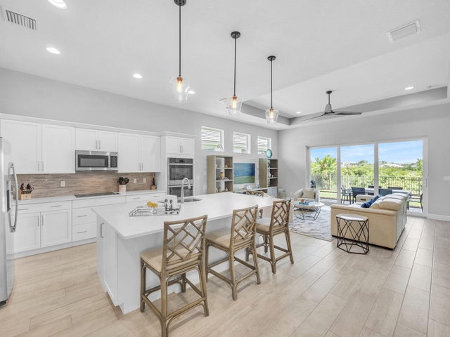 5 of 39 - 12495 Sw Sunrise Lake Terrace, Port Saint Lucie, FL