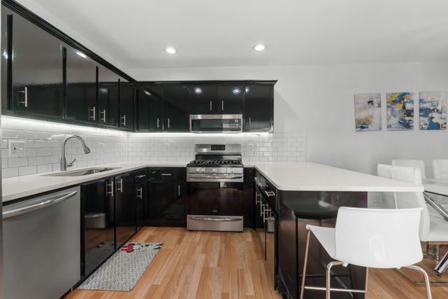 4 of 35 - 6327 Seven Springs Blvd #b, Greenacres, FL