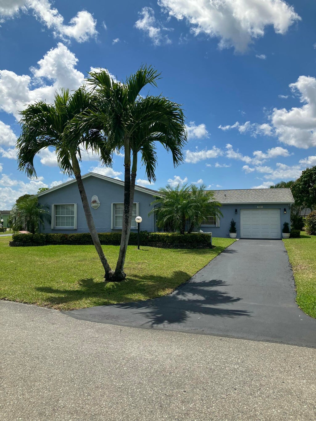 7261 Pine Forest Cir, Lake Worth
