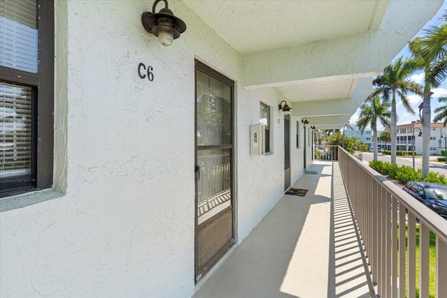 4 of 43 - 1300 Seaway 6 Dr #6, Fort Pierce, FL
