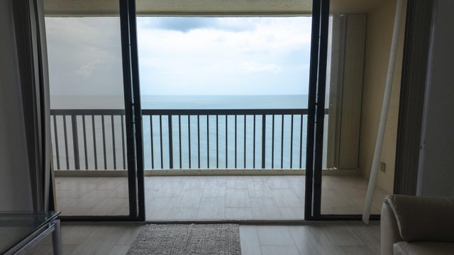 3 of 23 - 9500 S Ocean Dr #1502, Jensen Beach, FL
