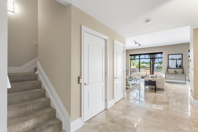 4 of 66 - 200 E Palmetto Park Rd #22, Boca Raton, FL