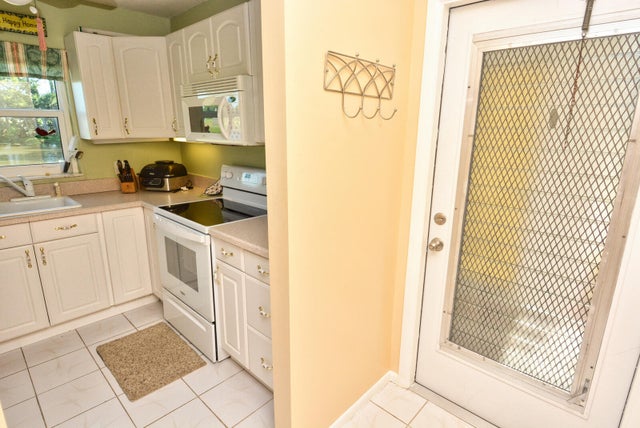5 of 40 - 1225 Nw 21st Street #1701, Stuart, FL