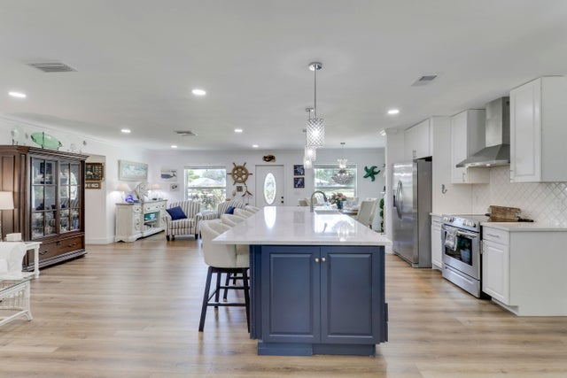 2 of 29 - 18315 Se Courtview Circle, Tequesta, FL
