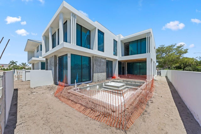 4 of 31 - 305 Grove Place, Delray Beach, FL