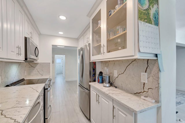 4 of 20 - 5700 Old Ocean Boulevard #r, Ocean Ridge, FL
